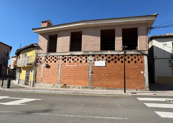 Local comercial en venta en Avenida de Félix Arranz, Distrito Único, Méntrida, Toledo en Méntrida