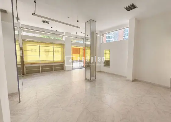 Local comercial en venta en Constitución-El Balconcillo, Guadalajara en Guadalajara