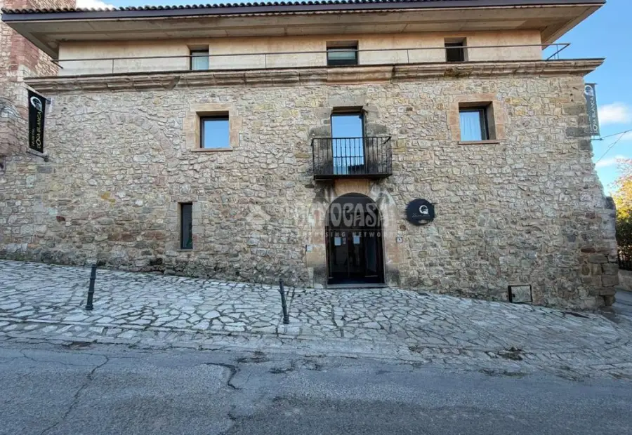 Local comercial en venta en Sigüenza - Sigüenza, 2.950.000 €, 981 m2, ref. 640743 en Sigüenza