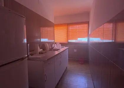 Local en alquiler en Alcázar De San Juan, Centro, de 180 m2 con 2 baños por 600 €/mes, Ref. 0390 en Alcázar de San Juan