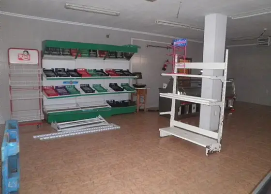 Local En Venta Calle Santa Amalia, Tomelloso