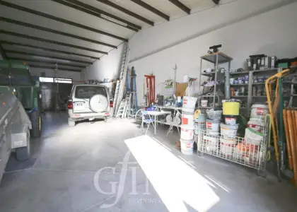 Nave de 131 m² con patio sobre parcela de 161 m² zona Avenida Antonio Huertas en Tomelloso