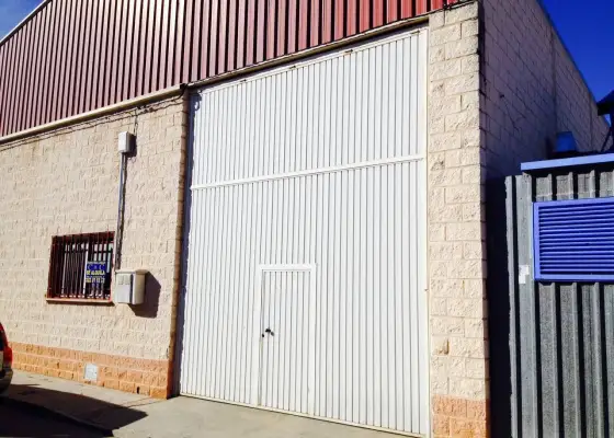 Nave industrial en alquiler en Manzanares