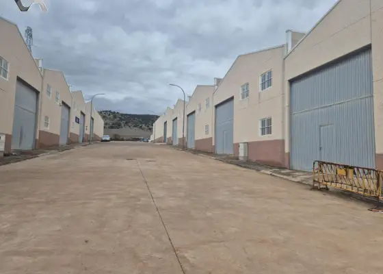 Nave industrial en Puertollano situado en la zona de Las Mercedes - El Carmen