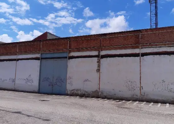 Nave Industrial en Valdepeñas, Avd. Sur