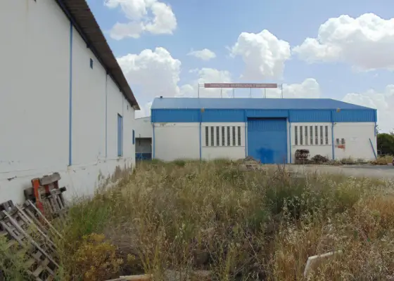 Nave Industrial en Valdepeñas, Nacional - IV