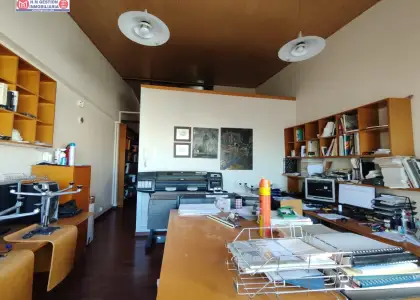Oficina habitable con un despacho, baño, cocina/alamcen, ampliable a dos dormitorios, amueblado en Alcázar de San Juan