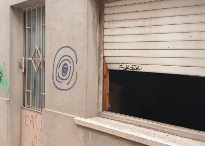 Oportunidad! Casa-solar junto a centro de salud en La Roda en La Roda