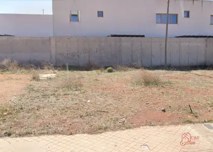 Parcela en venta en Alcanzar De San Juan, de 166 m2 por 85.000 €, Ref. 0302 en Alcanzar de San Juan