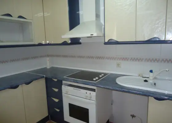 Piso de 3 dormitorios. Buen estado. Muy luminoso. Totalmente exterior. en Manzanares