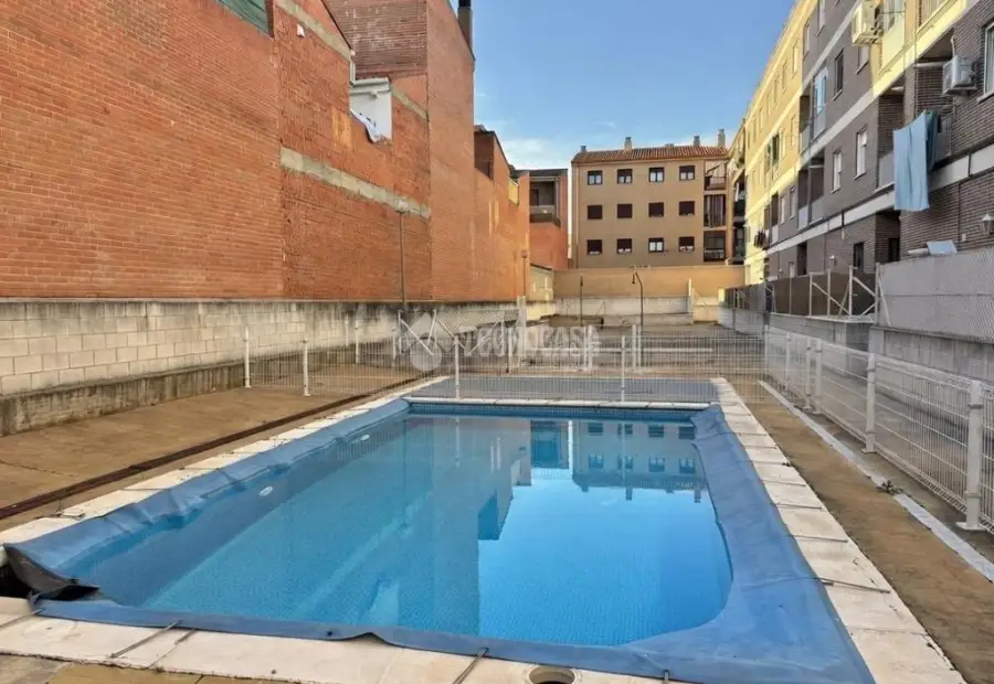 Piso en alquiler en Talavera De La Reina - Comarca De Talavera, Universidad, 650 € / Mes, 55 m2, ref. 650000 en Talavera de la Reina