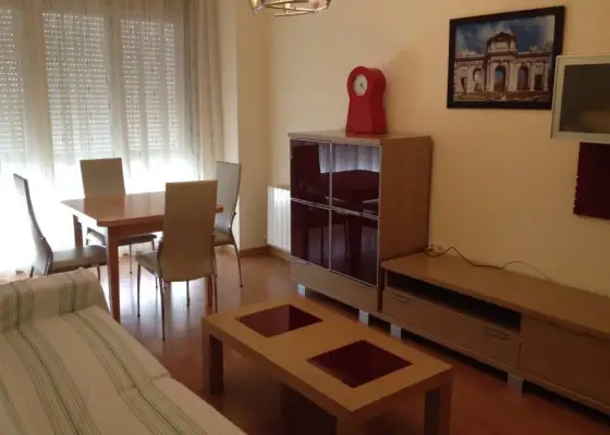 Piso en venta con plaza de garaje en Manzanares