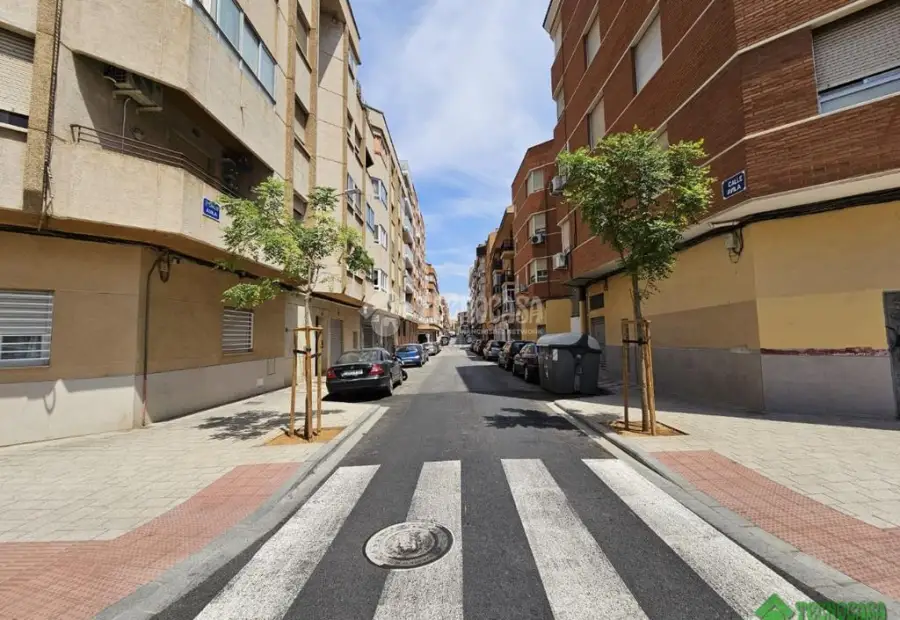 Piso en venta en Albacete - Albacete, 180.000 €, 93 m2, ref. 664111 en Albacete