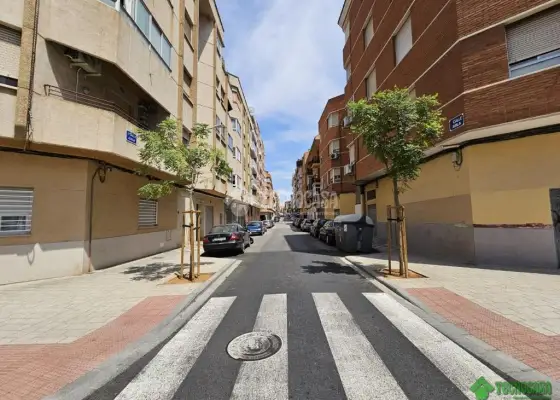 Piso en venta en Albacete - Albacete, 180.000 €, 93 m2, ref. 664111 en Albacete