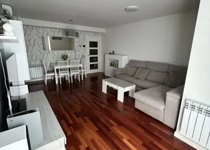 Piso en venta en Alcázar De San Juan, de 105 m2 con 2 dormitorios, 2 baños, plaza de garaje, trastero y terraza por 175.000 €, Ref. 0376 en Alcázar de San Juan