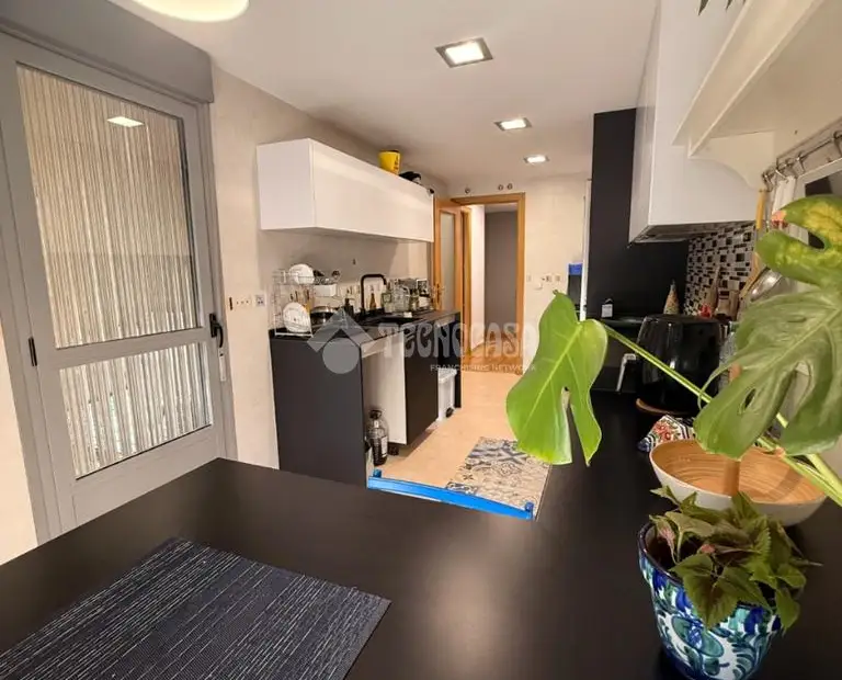 Piso en venta en Alovera - Alovera, 191.000 €, 141 m2, ref. 561172 en Alovera