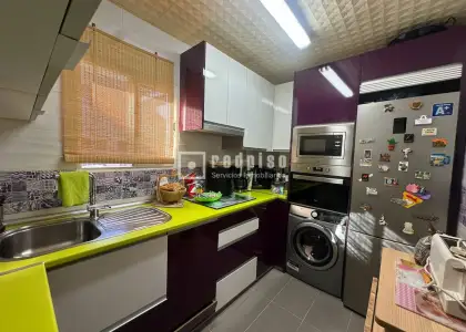 Piso en venta en Calle de la Iglesia, Distrito Único, Azuqueca de Henares, Guadalajara en Azuqueca de Henares