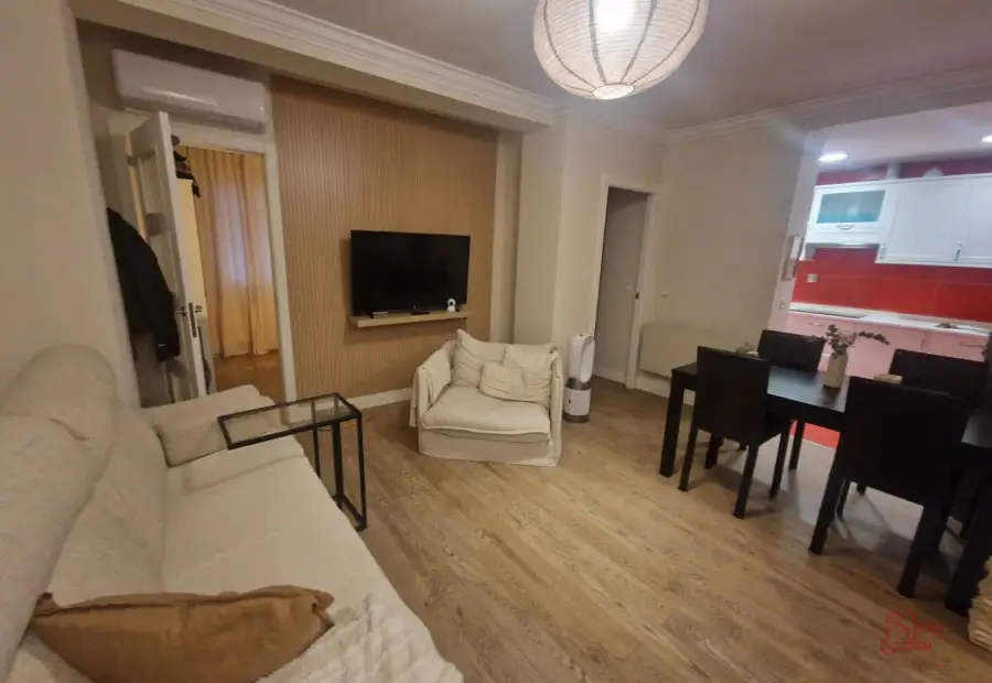 Piso en venta en Fuente Del Berro, de 65 m2 con 2 dormitorios y baño por 475.000 €, Ref. 0350 en Fuente del Berro