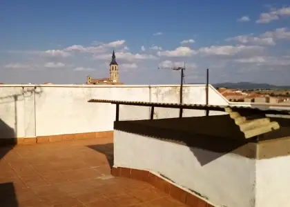 Piso en venta en La Solana, 3 dormitorios · 125 m² · 60.000 € en La Solana