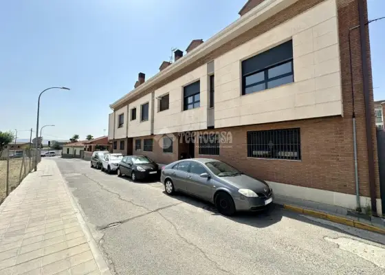 Piso en venta en Marchamalo - Centro Ciudad, 189.900 €, 114 m2, ref. 664195 en Marchamalo