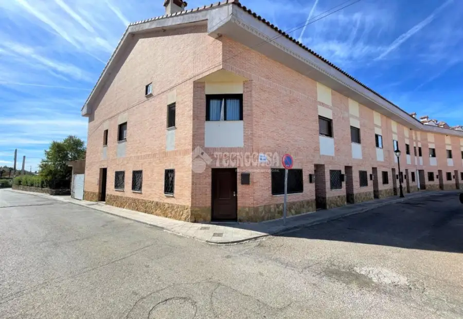 Piso en venta en Pozo De Guadalajara - Pozo De Guadalajara, 187.900 €, 177 m2, ref. 551868 en Pozo de Guadalajara