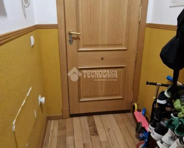 Piso en venta en Seseña - Seseña, 215.000 €, 143 m2, ref. 666703 en Seseña