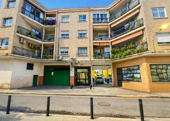 Piso en venta en Talavera De La Reina - Francisco Aguirre - Tres Olivos, La Estación , 129.900 €, 100 m2, ref. 647988 en Talavera de la Reina