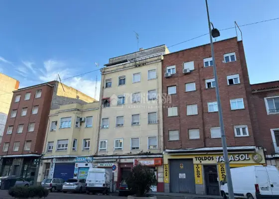 Piso en venta en Talavera De La Reina - Francisco Aguirre - Tres Olivos, Tres Olivos, 74.900 €, 60 m2, ref. 594686 en Talavera de la Reina