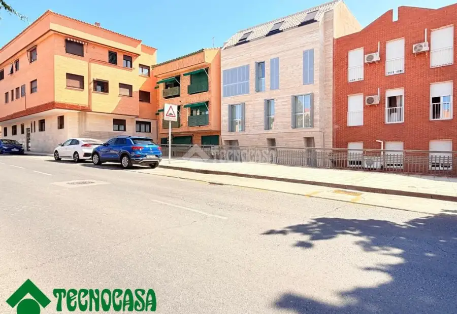 Piso en venta en Toledo - Avenida De Europa - San Antón - Plaza De Toros, Avenida De Europa, 239.990 €, 102 m2, ref. 527359 en Toledo