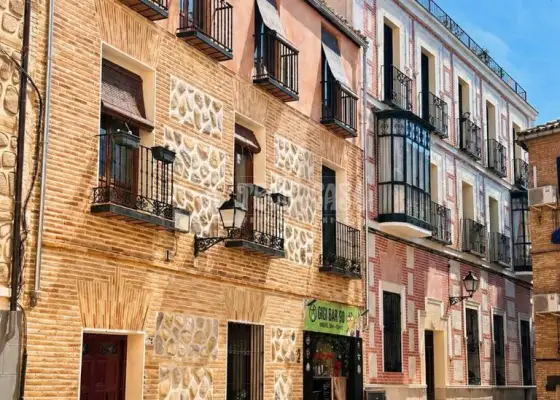 Piso en venta en Toledo - Casco Histórico, 129.990 €, 54 m2, ref. 650414 en Toledo