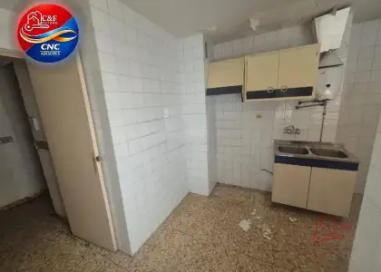 Piso en venta en Tomelloso, Calle Campo, de 106 m2 con 3 dormitorios y 2 baños por 60.000 €, Ref. 0415 en Tomelloso