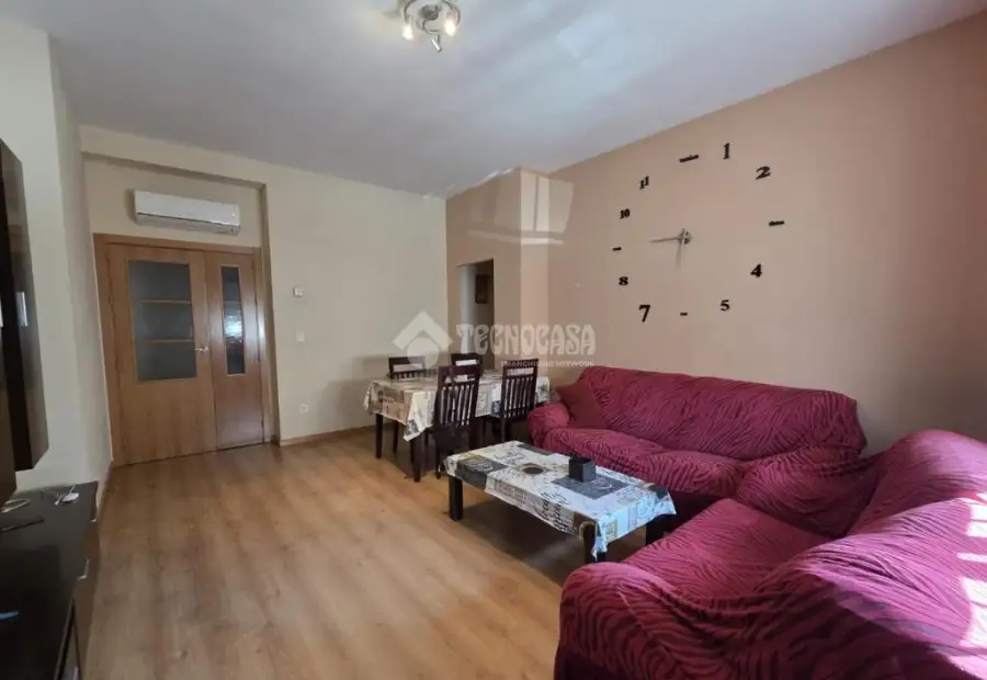 Piso en venta en Valdepeñas - Valdepeñas, 110.000 €, 90 m2, ref. 667247 en Valdepeñas