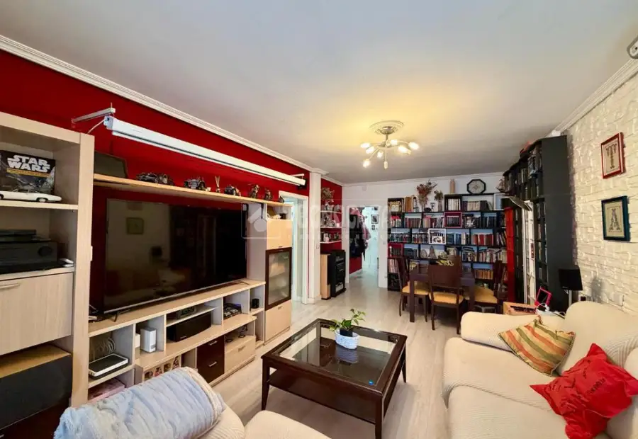 Piso en venta en Valdepeñas - Valdepeñas, 129.900 €, 127 m2, ref. 658075 en Valdepeñas