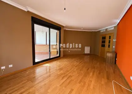 Piso en venta en Yebes, Guadalajara en Yebes