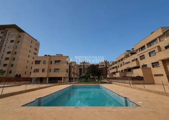 Piso en venta en Yebes - Valdeluz - Yebes - Valdeluz, 239.900 €, 132 m2, ref. 658224 en Yebes