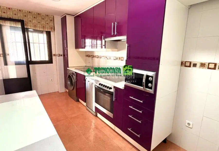 Piso en venta en Yuncler - Yuncler, 149.900 €, 134 m2, ref. 657932 en Yuncler