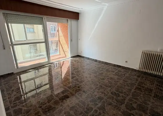 Piso en venta zona industria en Albacete