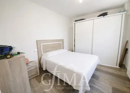 Piso reformado de dos dormitorios con garaje en pleno centro de Tomelloso en Tomelloso