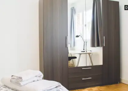 Preciosa habitación en piso compartido en Imperial en Madrid