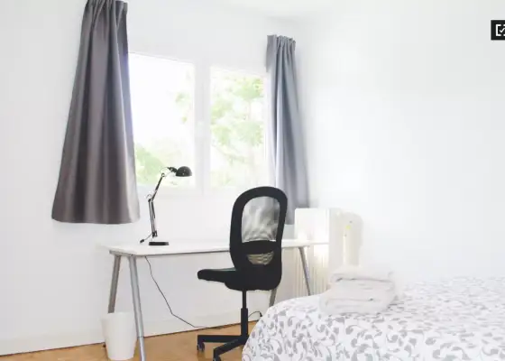 Preciosa habitación en piso compartido en Imperial en Madrid