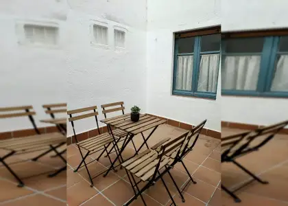 Se alquila habitación en apartamento de 4 dormitorios en Salamanca en Salamanca