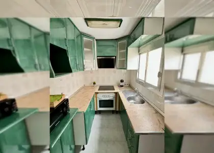 Se alquila habitación en piso compartido de 3 habitaciones en Barrio Alto, todos los gastos incluidos. en Almería
