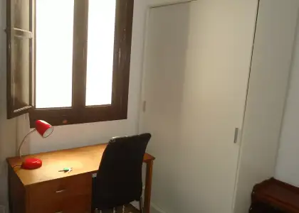Se alquila habitación en piso compartido de 3 habitaciones en Ciudad Jardín en Córdoba