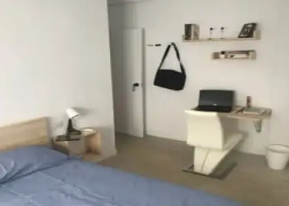 Se alquila habitación en piso compartido de 3 habitaciones en Salamanca, gastos incluidos en Salamanca