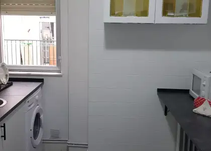 Se alquila habitación en piso compartido de 3 habitaciones en Salamanca, gastos incluidos en Salamanca
