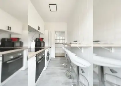 Se alquila habitación en piso compartido de 3 habitaciones en Santander. en Santander