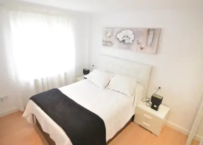 Se alquila habitación en piso compartido de 3 habitaciones en Santander. en Santander