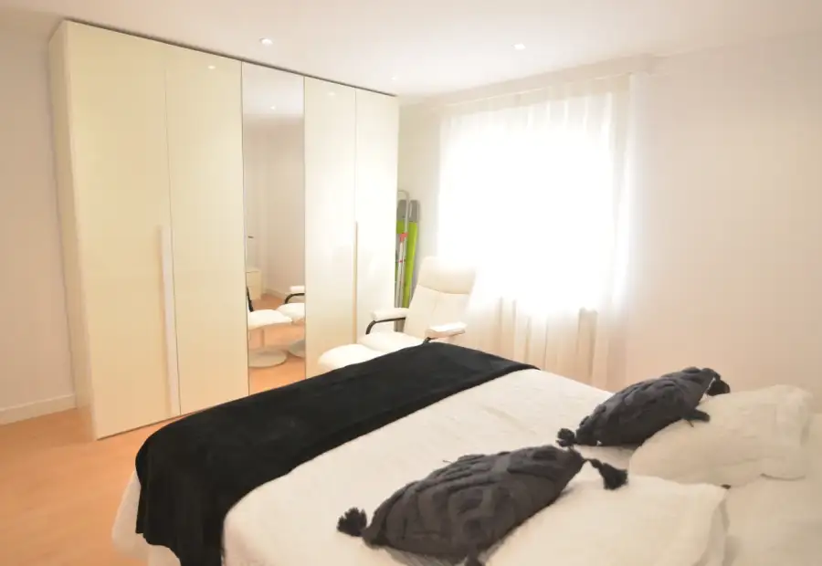 Se alquila habitación en piso compartido de 3 habitaciones en Santander. en Santander