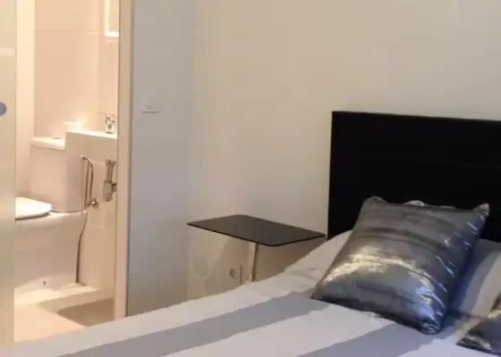 Se alquila habitación en piso compartido de 3 habitaciones en Santander