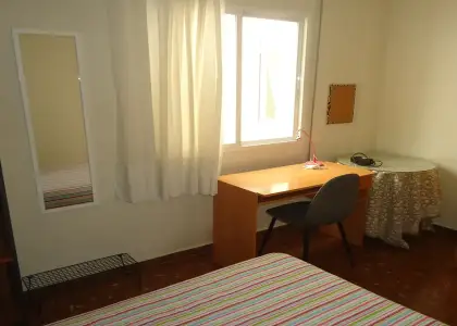 Se alquila habitación en piso compartido de 4 habitaciones en Ciudad Jardín, Córdoba. en Córdoba